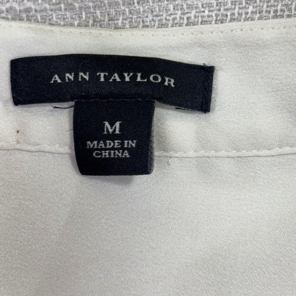 Ann Taylor Cream White Pleated Ruffle Band Collar Blouse Long Sleeve Medium - Picture 6 of 8